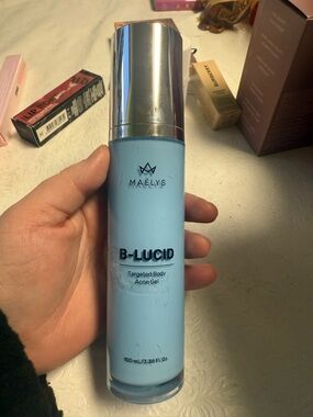 Maelys B-Lucid Targeted Body Acne Gel - Light Blue
